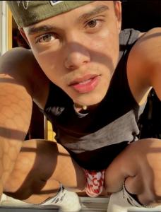 Chico busca chica en Málaga: 