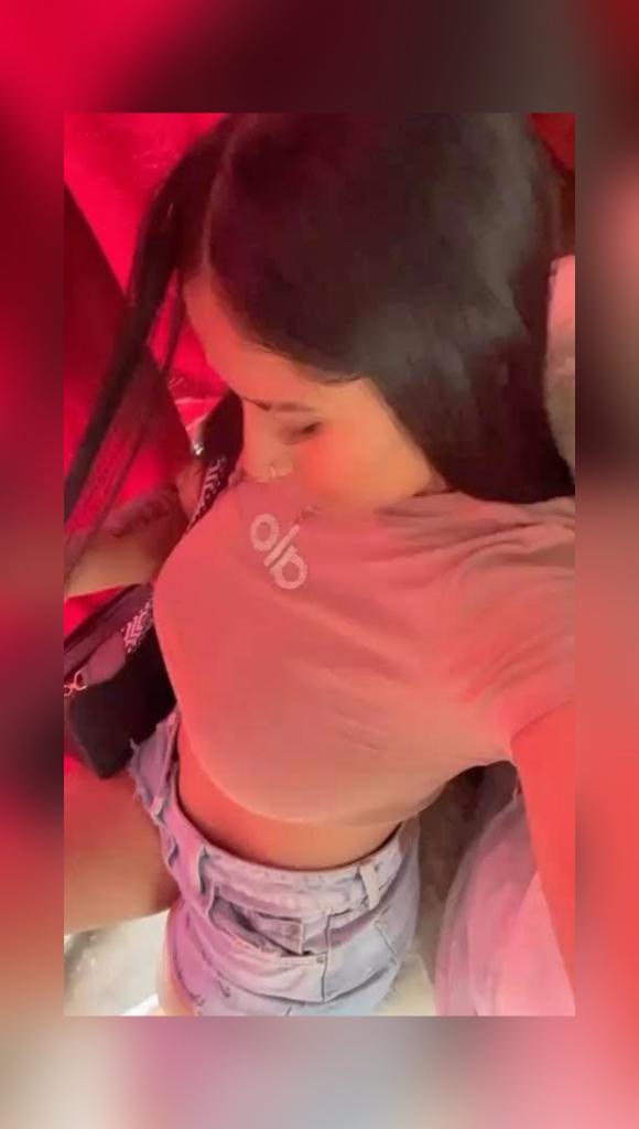 Chica busca chico en Huelva: 