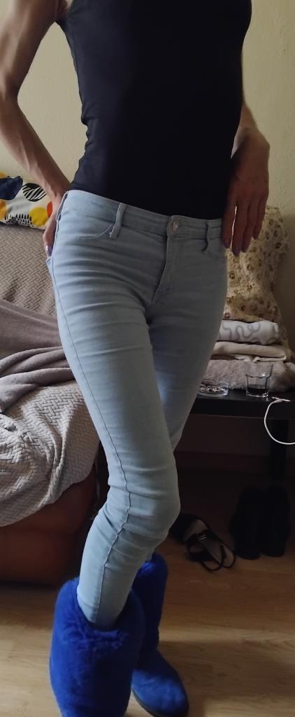 Chica busca chico en Asturias: 