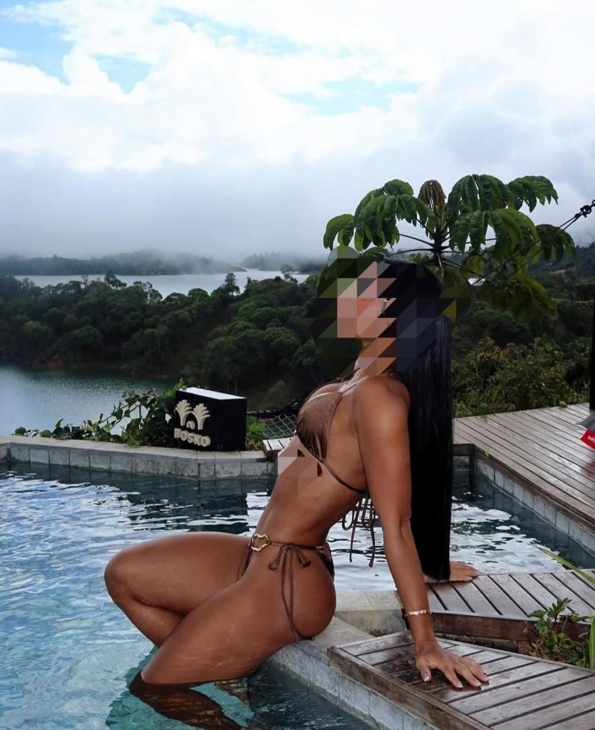 667560461: Chica busca chico en Valencia