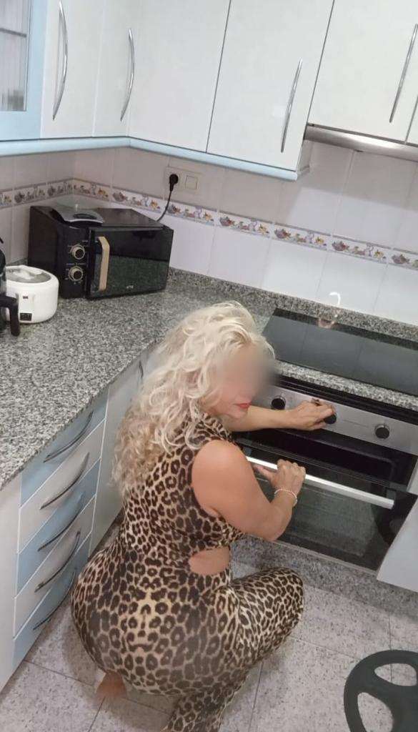 Chica busca chico en Castellón: 