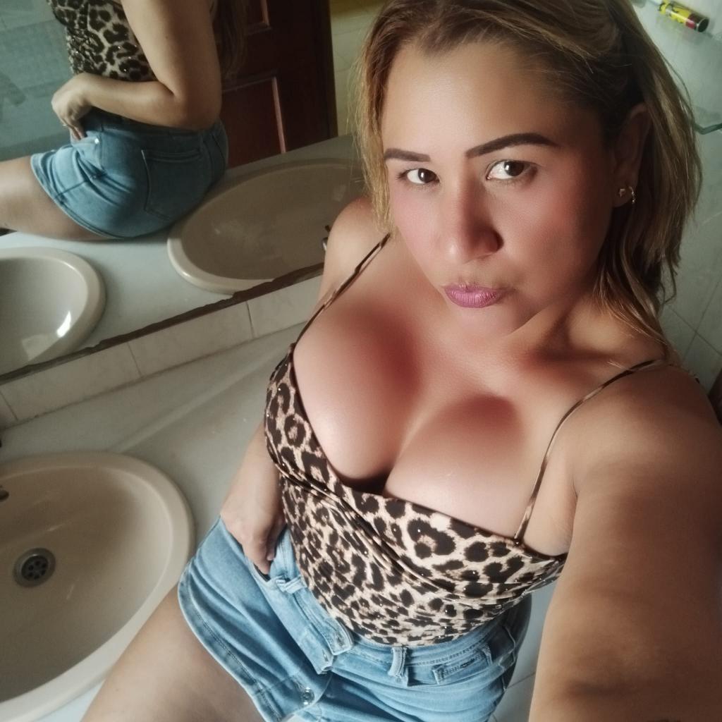 Chica busca chico en Sevilla: 