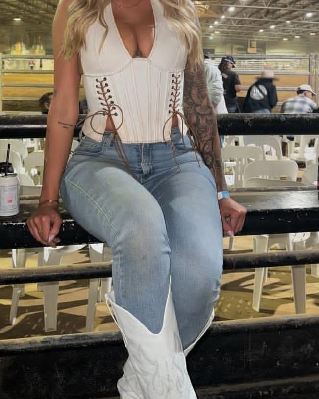 632999158: Chica busca chico en La Coruña