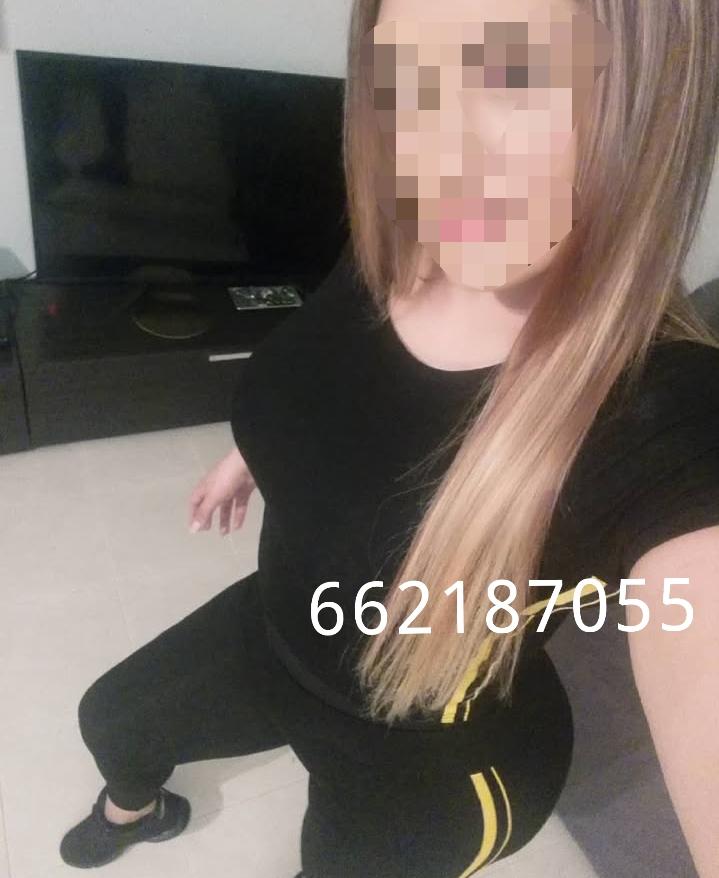 678112515: Chica busca chico en Zaragoza