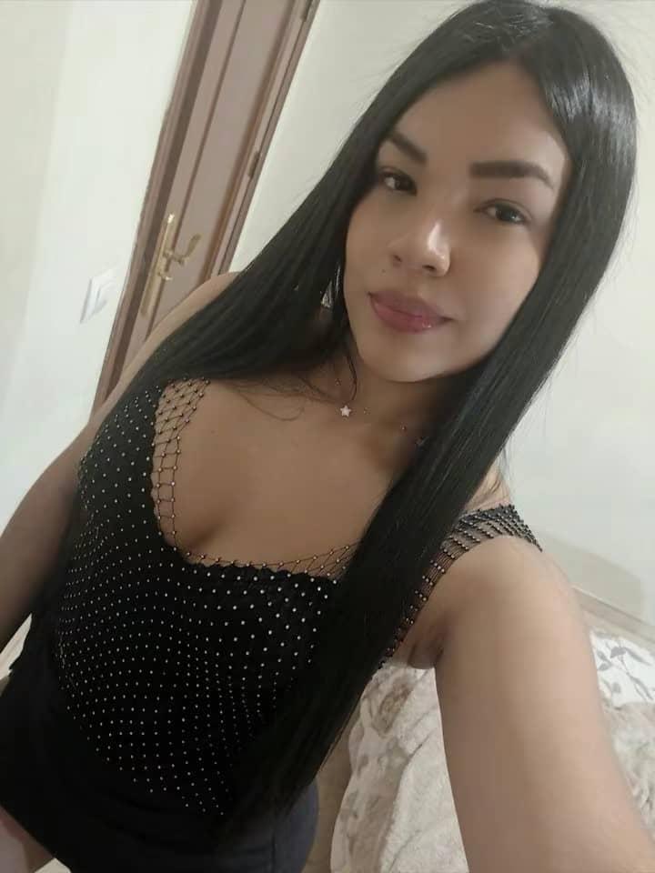 Chica busca chico en Sevilla: 