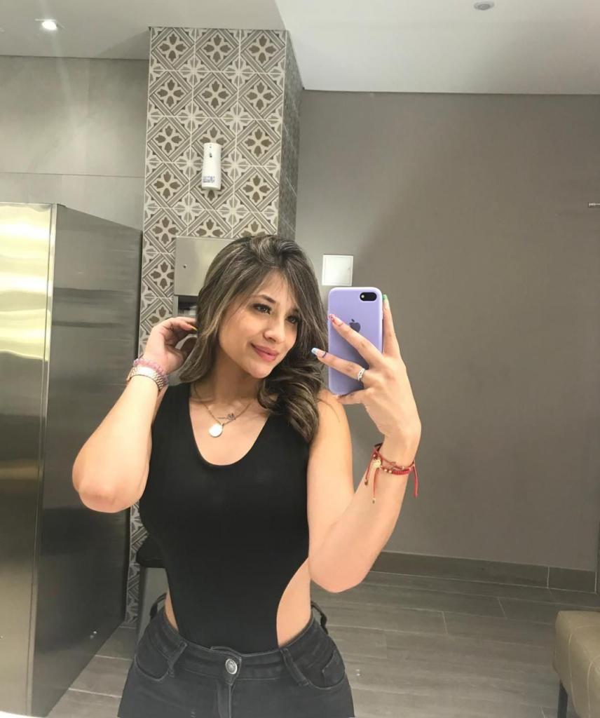 Chica busca chico en Cádiz: 