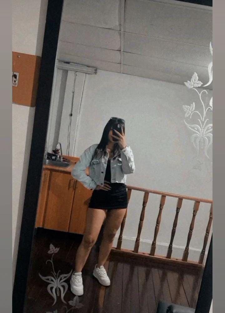 Chica busca chico en Cádiz: 