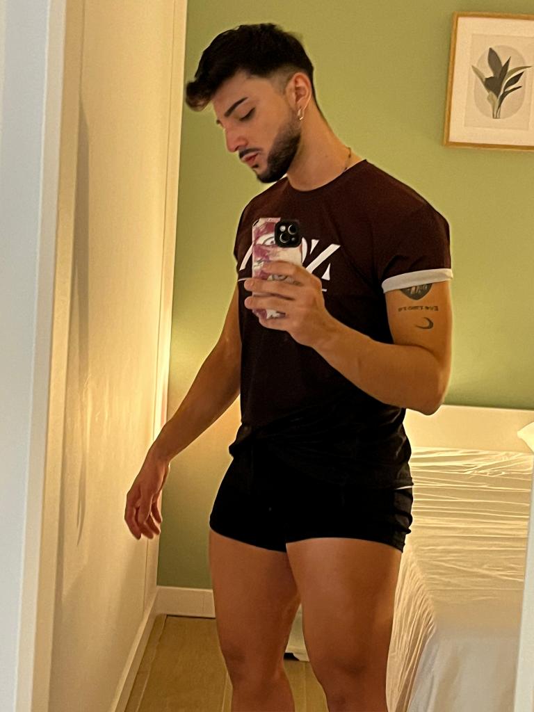 Chico busca chica en Valencia: 