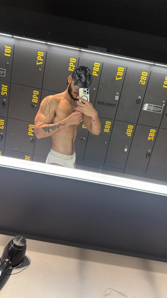 644700717: Chico busca chica en Asturias