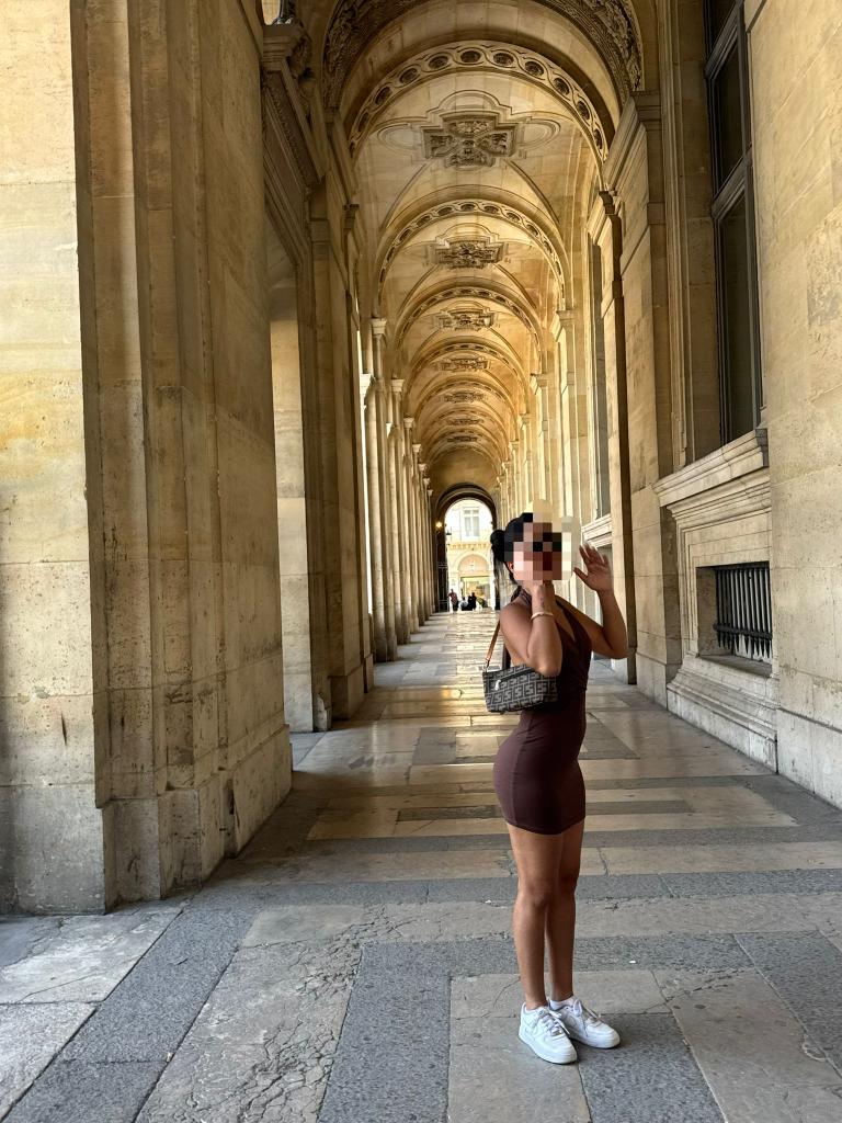 Chica busca chico en Almería: 