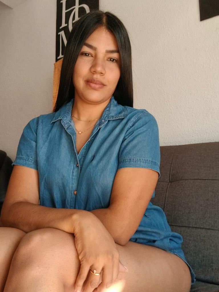 Chica busca chico en Sevilla: 
