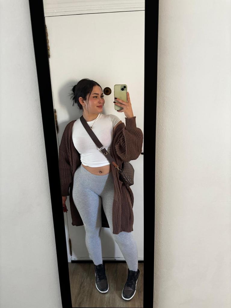 612218068: Chica busca chico en Almería