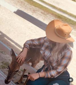 687508171: Chica busca chico en Alicante