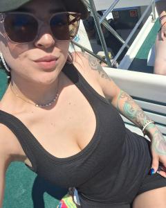 614813387: Chica busca chico en Pontevedra