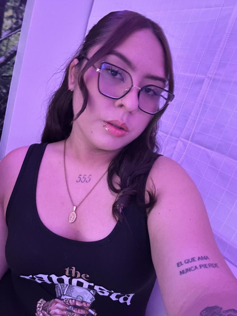 641970604: Chica busca chico en Barcelona