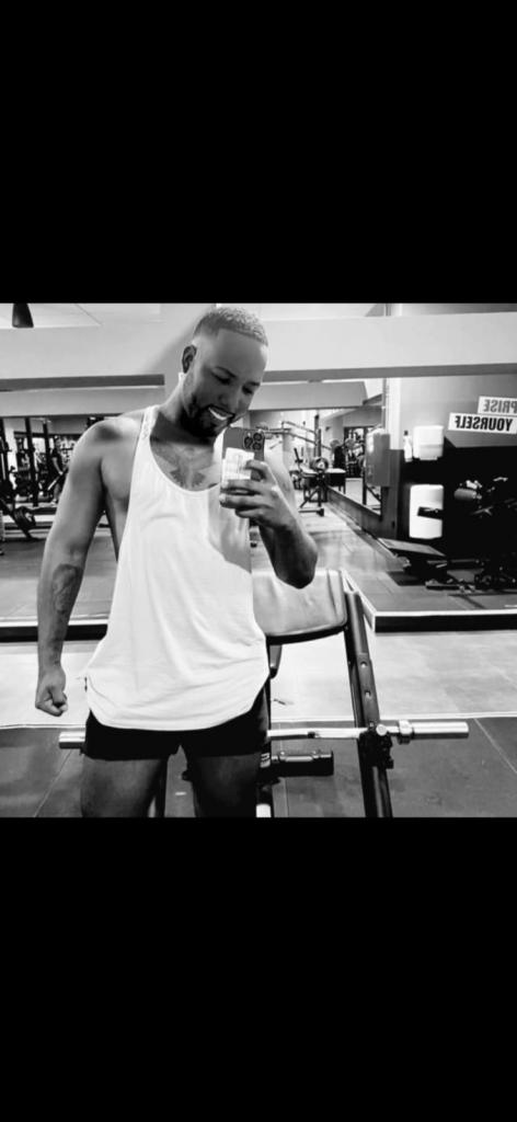 Chico busca chica en Tenerife: 