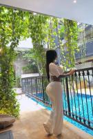 614696023: Chica busca chico en Cantabria