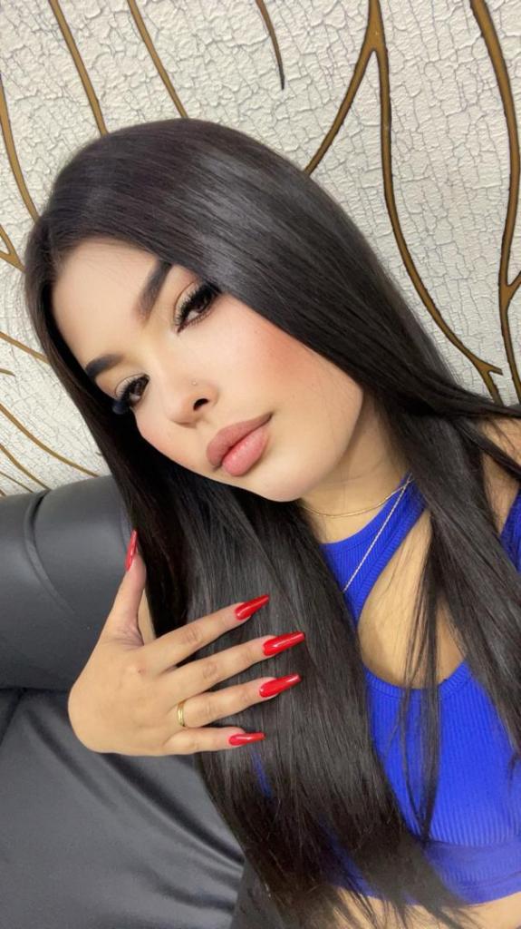 660868769: Chica busca chico en Granada