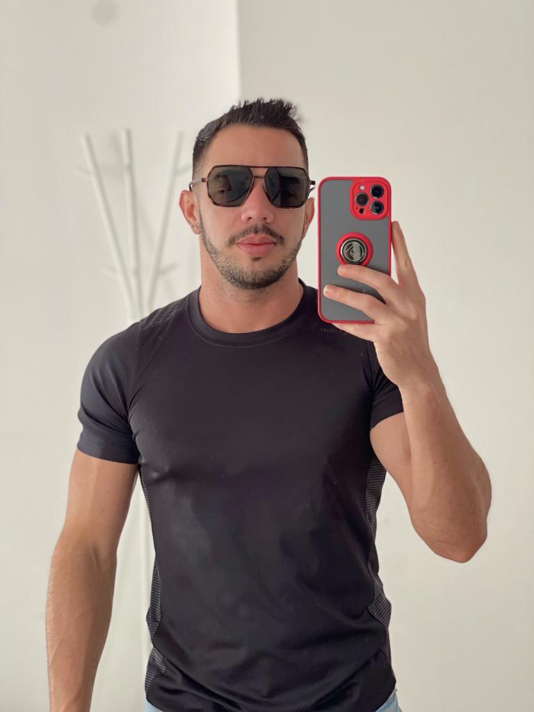 Chico busca chica en Alicante: 