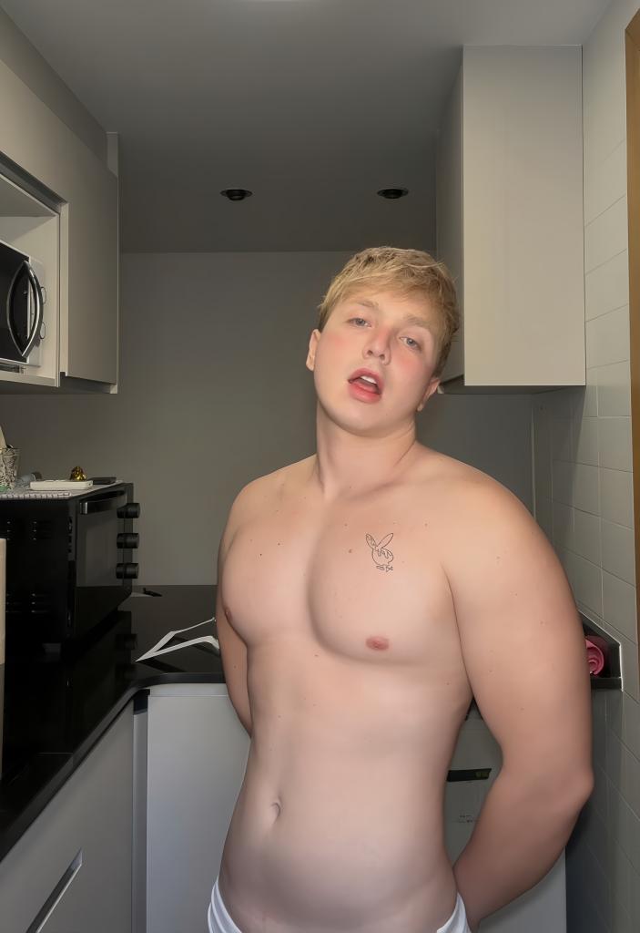 Chico busca chica en Gerona: 