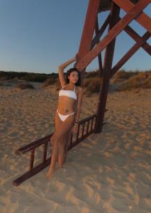 Chica busca chico en Ibiza: 