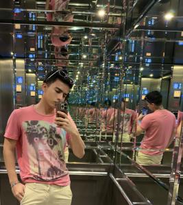 Chico busca chica en Madrid: 