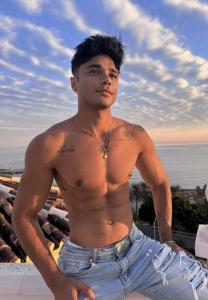 678026879: Chico busca chica en Madrid