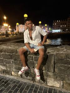 Chico busca chica en Guipúzcoa: 