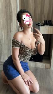 616088841: Chica busca chico en Gerona