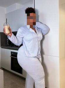 Chica busca chico en Asturias: 