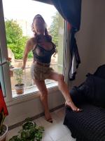 632414598: Chica busca chico en Barcelona