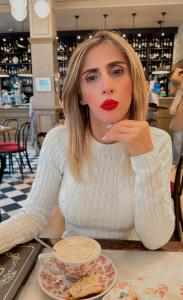 634494079: Chica busca chico en Navarra