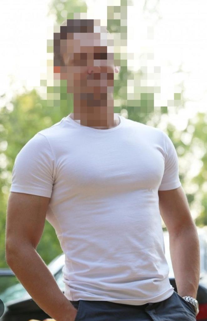 Chico busca chica en Málaga: 