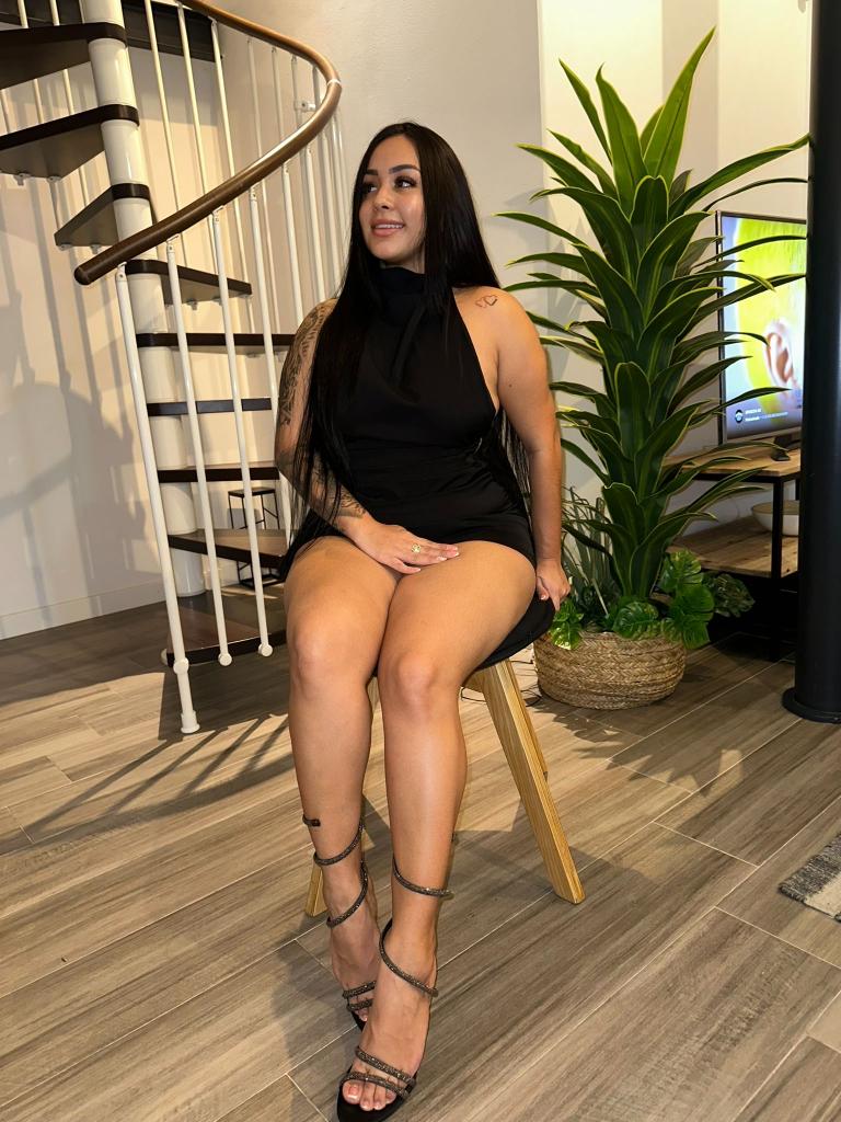 Chica busca chico en Cádiz: 