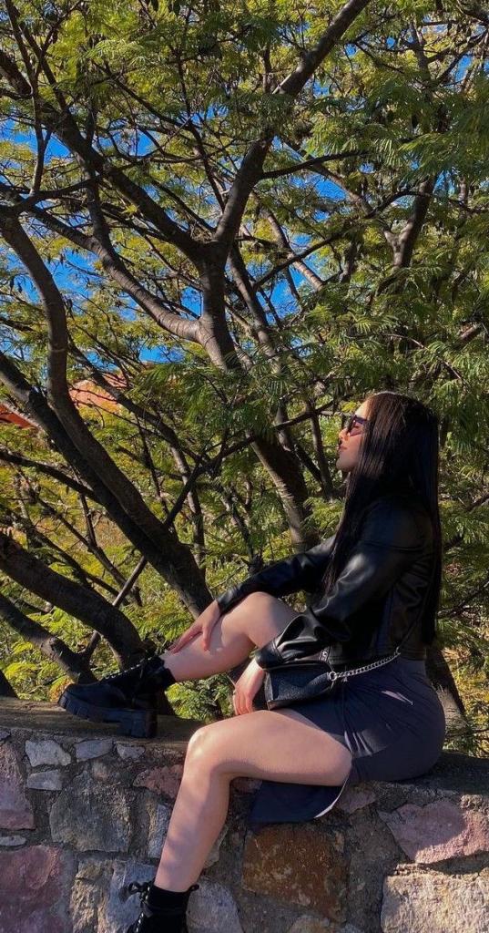 Chica busca chico en Gerona: 