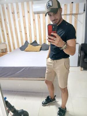 627699981: Chico busca chica en Valladolid