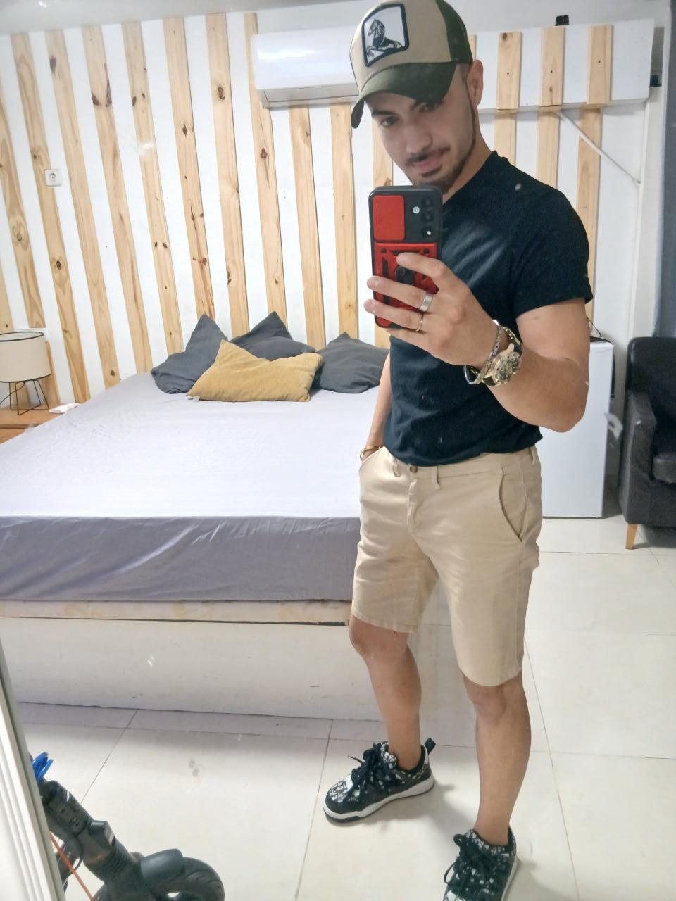 627699981: Chico busca chica en Valladolid