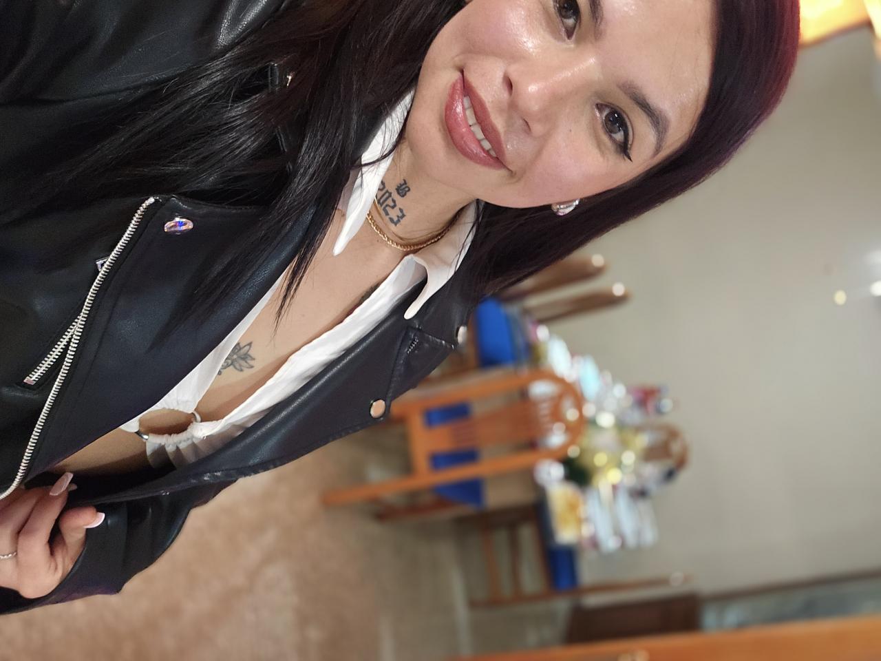 Chica busca chico en Cádiz: 