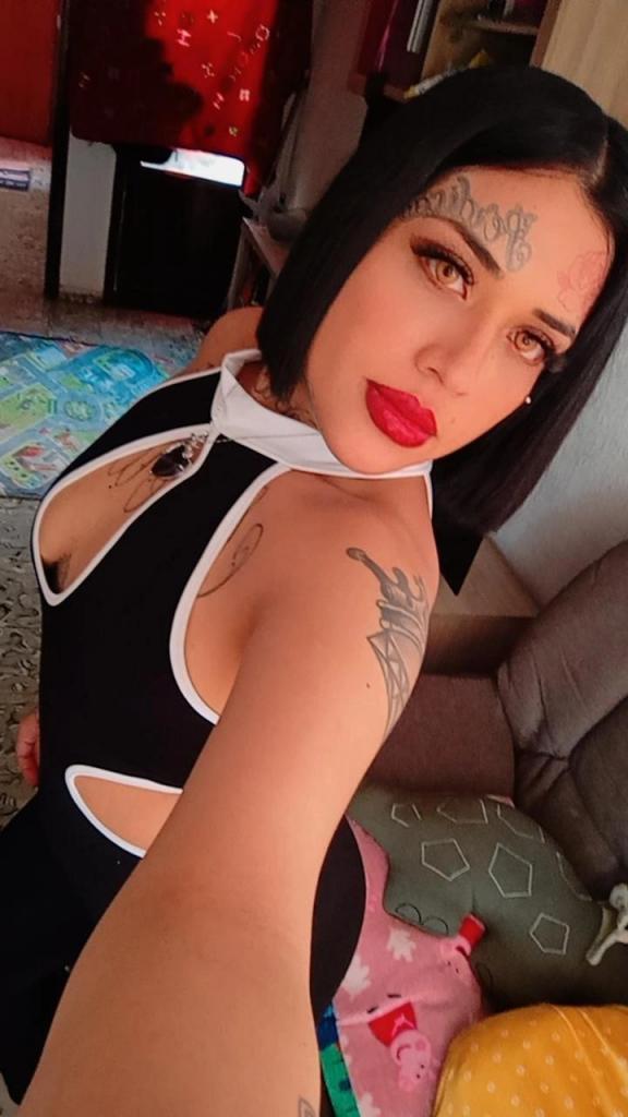 Chica busca chico en Alicante: 