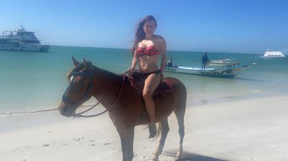 Chica busca chico en Murcia: Chica busca chico