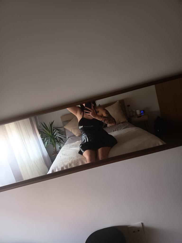 Chica busca chico en Barcelona: 