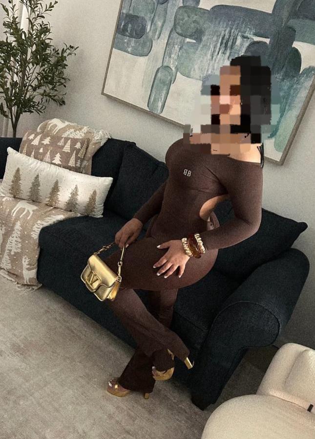 691863599: Chica busca chico en Pontevedra