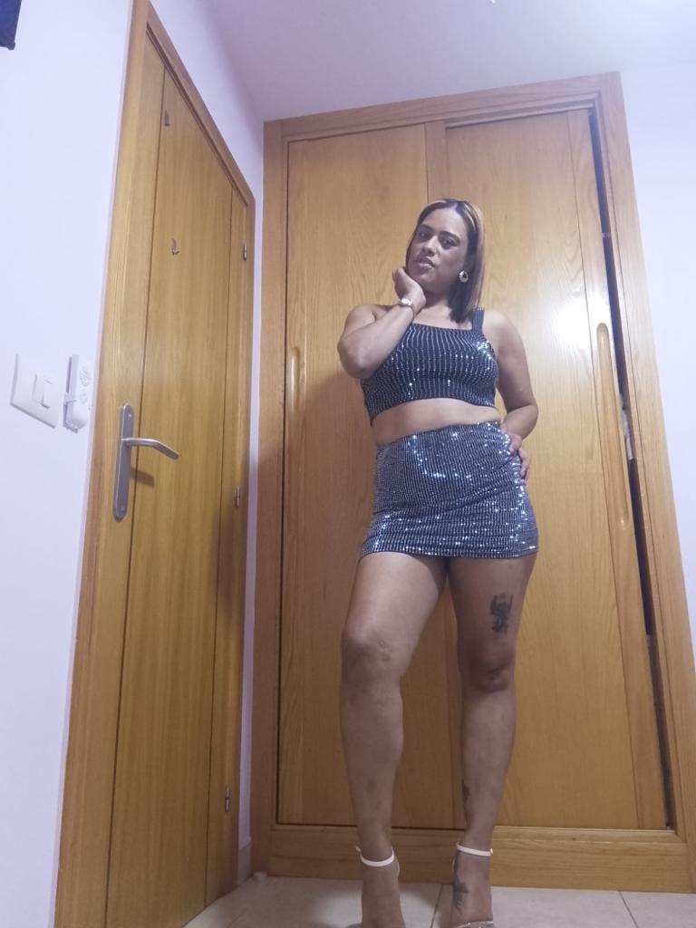 Chica busca chico en Tenerife: 
