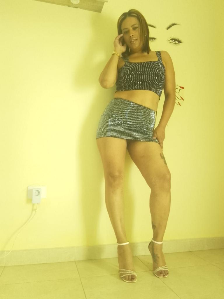 Chica busca chico en Tenerife: 