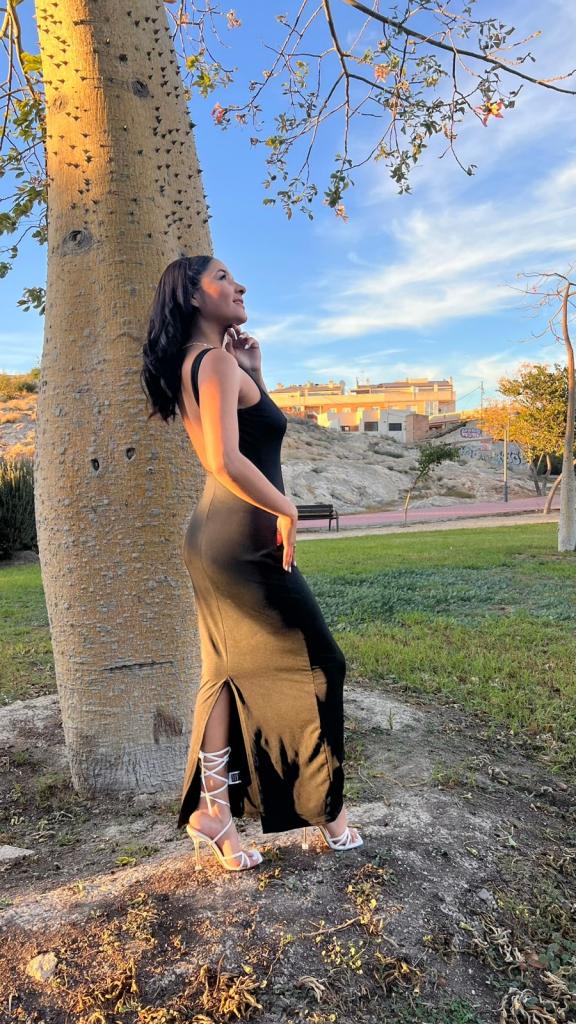 Chica busca chico en Almería: 