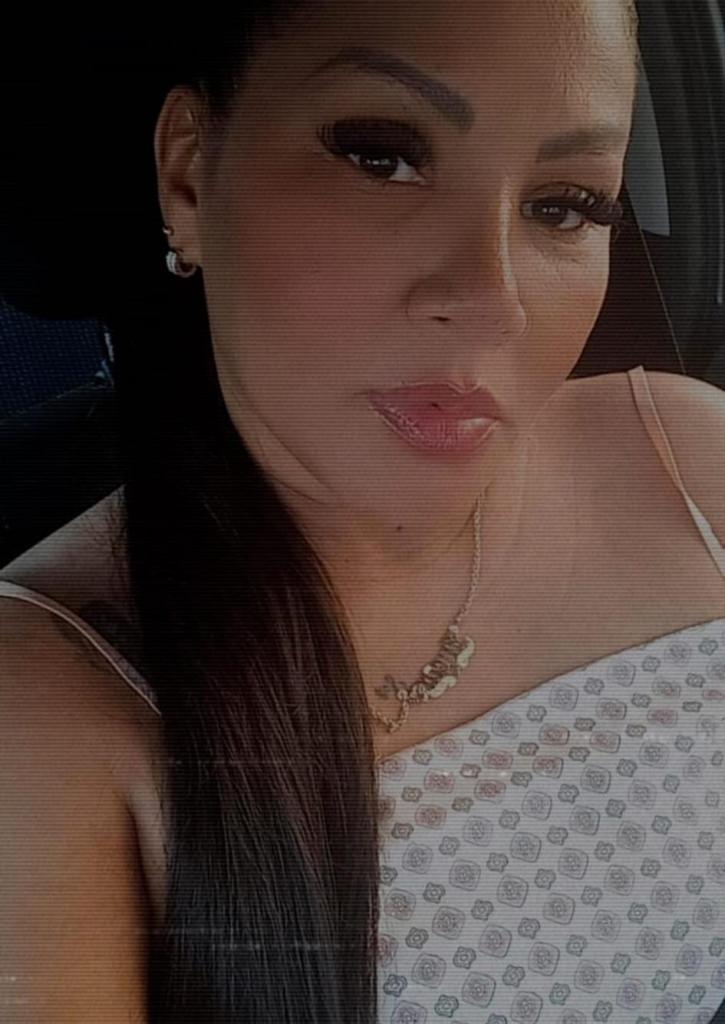 Chica busca chico en Cádiz: 