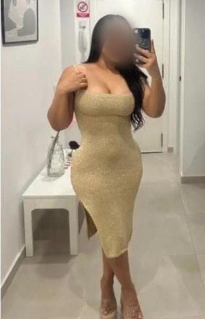 Chica busca chico en Granada: 