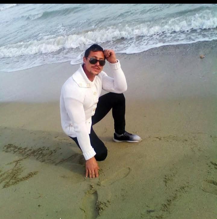 Chico busca chica en Alicante: 