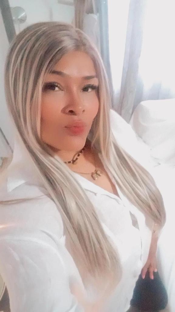 Chica busca chico en Cádiz: 