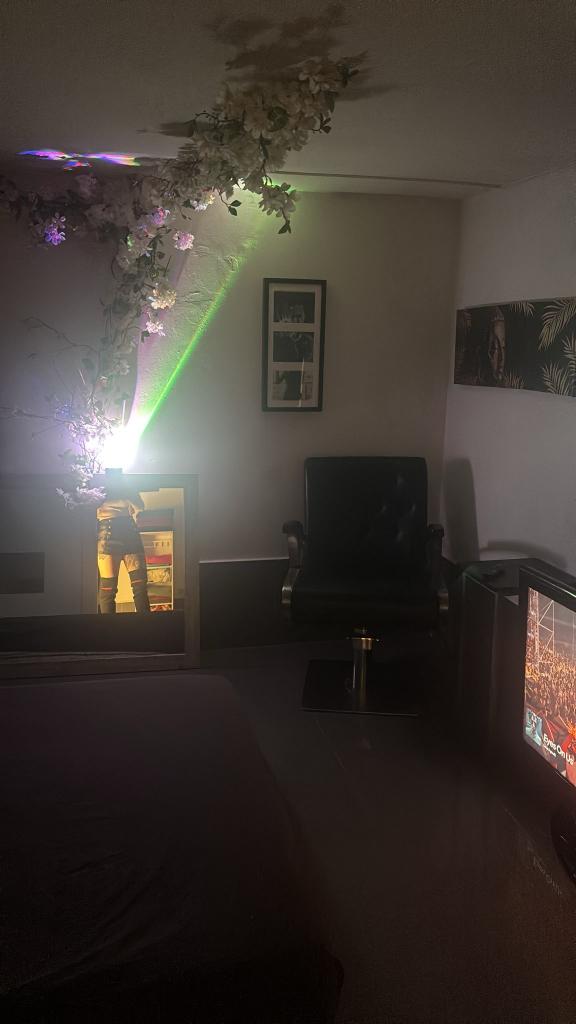 603617128: Chica busca chico en Madrid